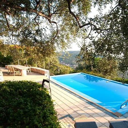 Kounouvato Villa *